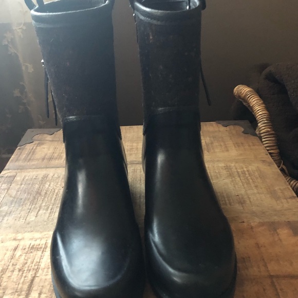 Ugg rain boots - Picture 4 of 4